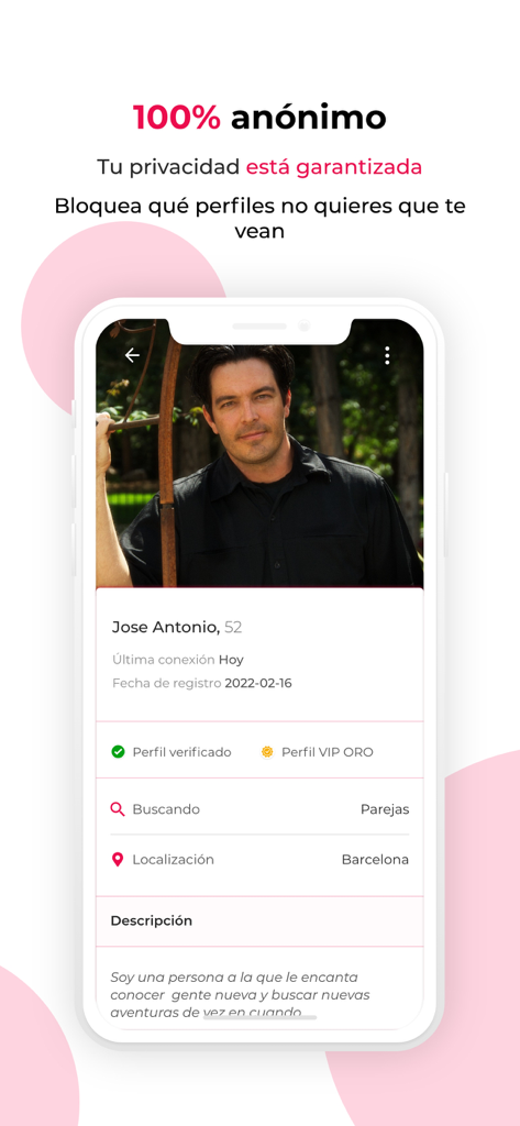 Interface of the iSwinger app showing a user profile with 100 percent anonymity and privacy protection features.