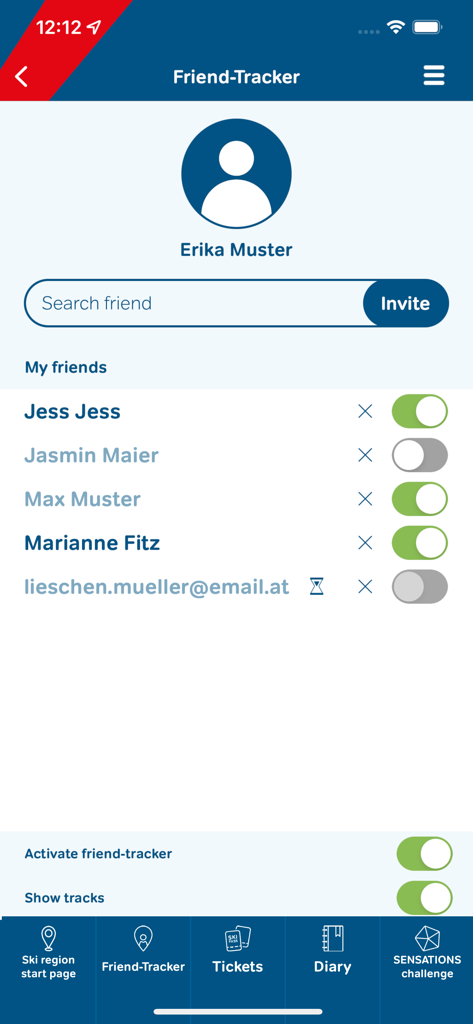 A interface Friend-Tracker na app Ski amade mostrando uma lista de amigos e definições de partilha de localização.