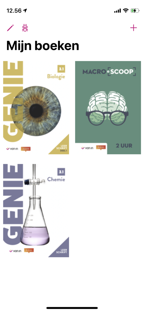 VAN IN Plus - A library view in the VAN IN Plus app showing interactive science and biology textbooks.