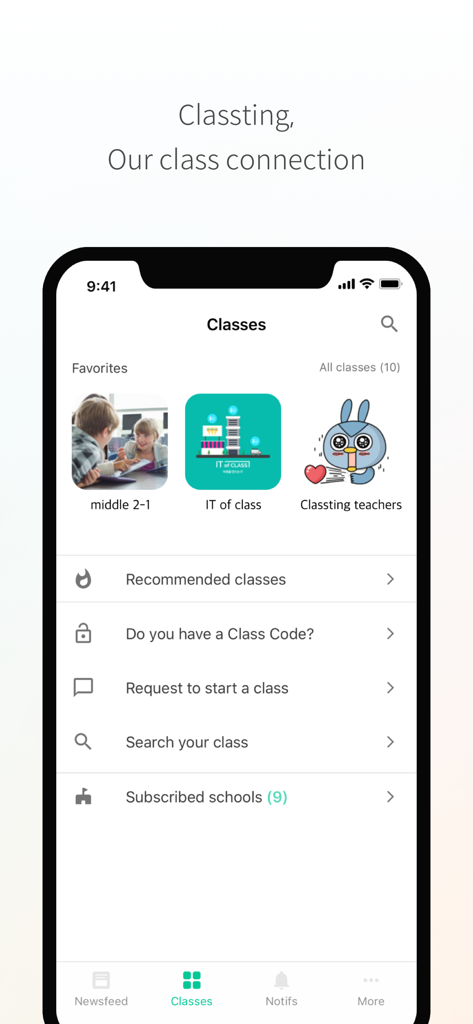 The Classes interface of the Classting app showing classroom options and favorites