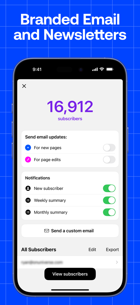 Universe Website Builder - Interface of the Universe Website Builder app showing subscriber count and email newsletter settings
