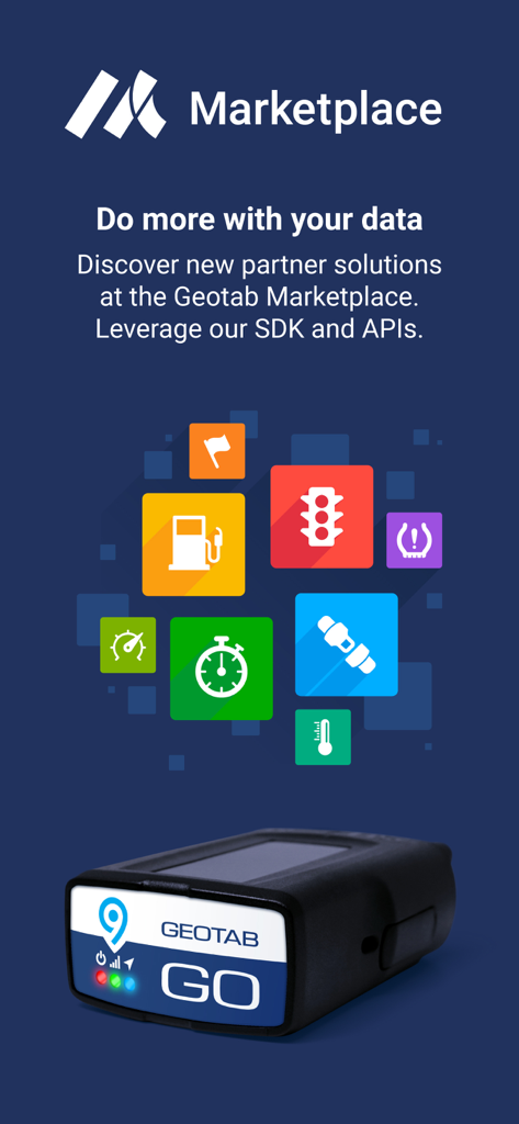 Interfaccia MyGeotab Marketplace che mostra l'integrazione dei dati della flotta e il dispositivo hardware Geotab GO