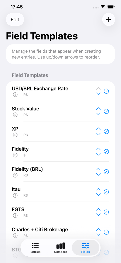 WealthPocket - Pantalla de la aplicación WealthPocket para gestionar plantillas de campos financieros personalizados como cuentas bancarias y tipos de cambio