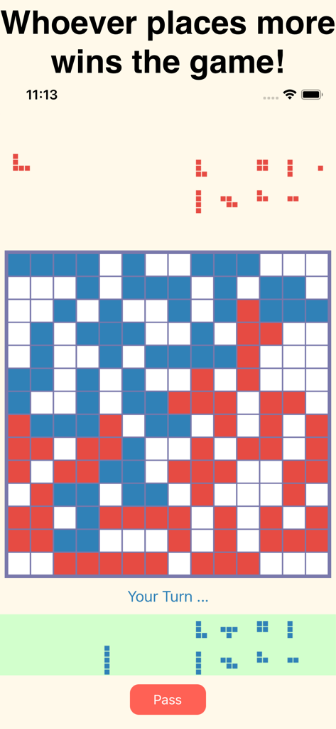 Blokus Online - Un écran de jeu de société numérique de Blokus Online montrant des pièces rouges et bleues placées sur une grille pendant une partie.