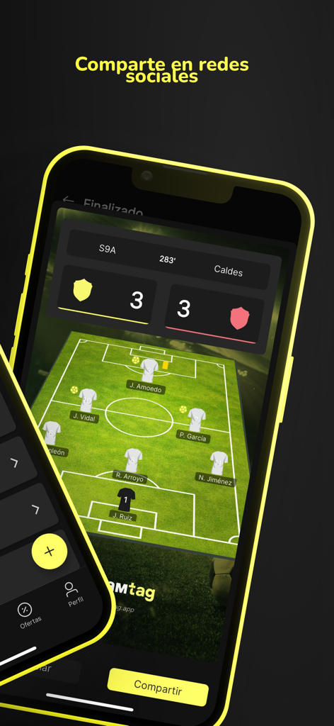Tela do celular mostrando resultados de partidas de futebol e escalação tática com um botão de compartilhamento para mídias sociais.