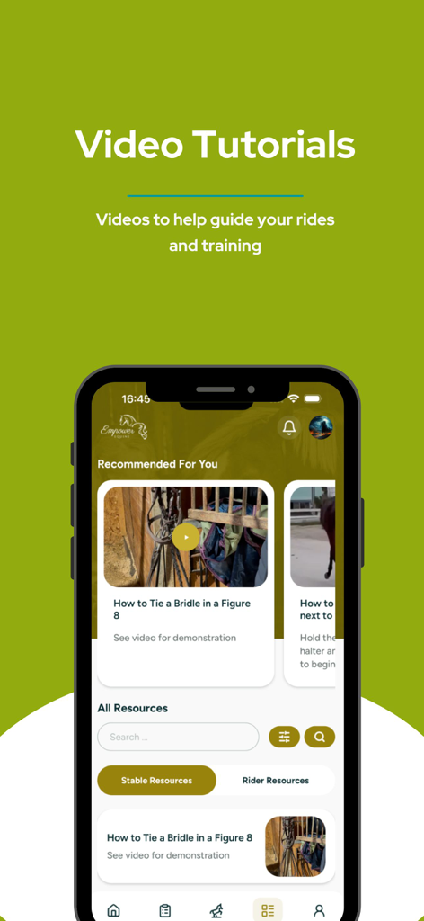 Empower Equine - Interfaz de la aplicación Empower Equine que muestra tutoriales en video para el entrenamiento del caballo y la gestión de la cuadra