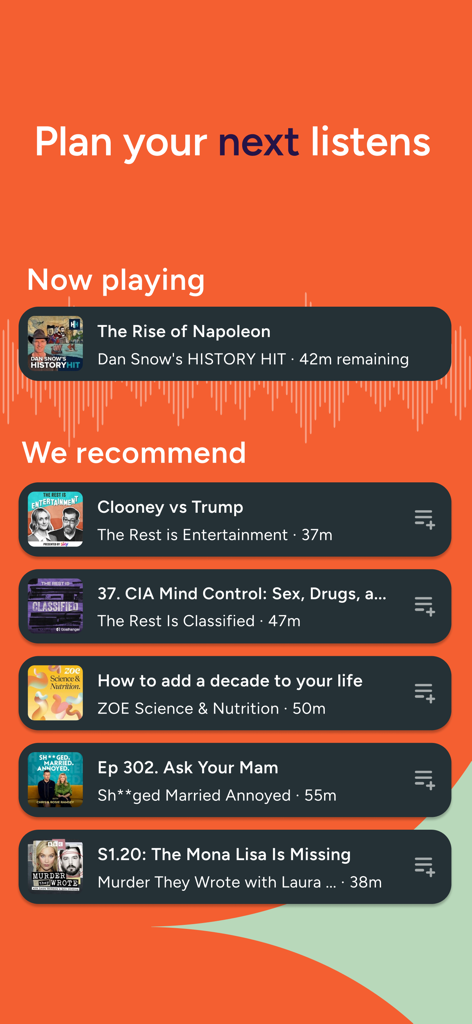 Captura de pantalla de la aplicación iVoox que muestra recomendaciones de podcasts personalizadas e información de reproducción actual.