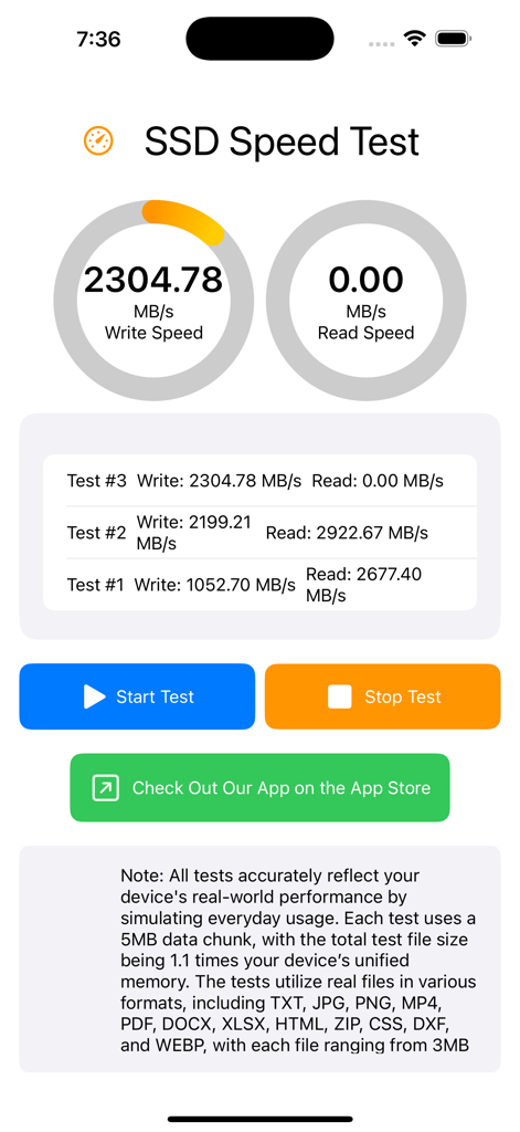 SSD Performance Test - Interface do aplicativo Teste de Desempenho SSD exibindo benchmarks de velocidade de gravação e leitura em tempo real