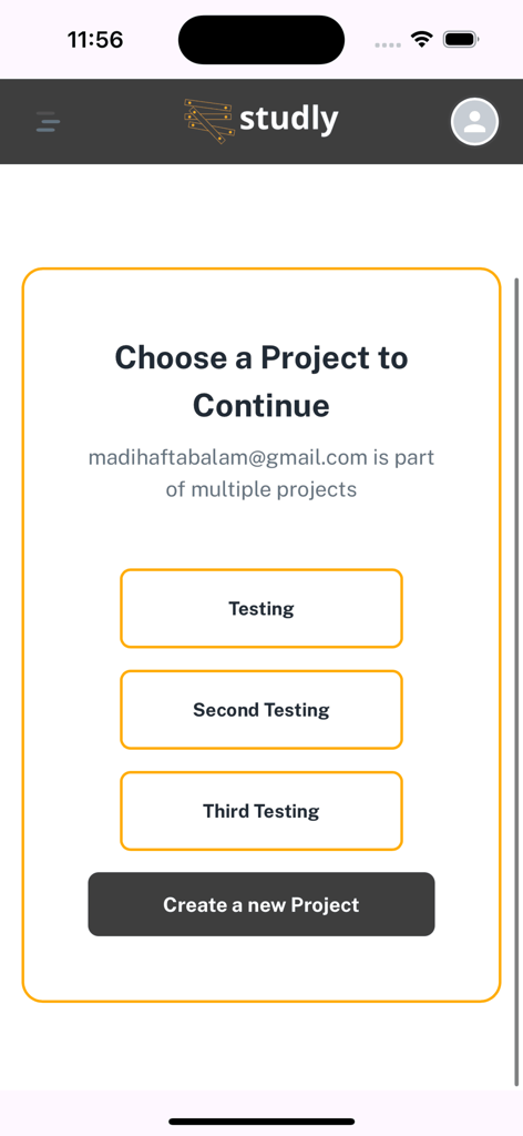 Studly - Interface of the Studly construction management app showing a list of current projects to select from and a button to create a new project.