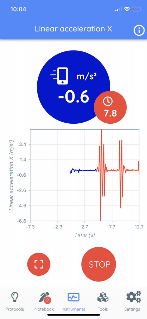 FizziQ - FizziQ app interface displaying a real-time linear acceleration graph and measurement data