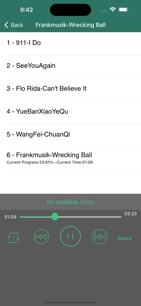 FileMaster Pro app music player screen with playlist and playback controls