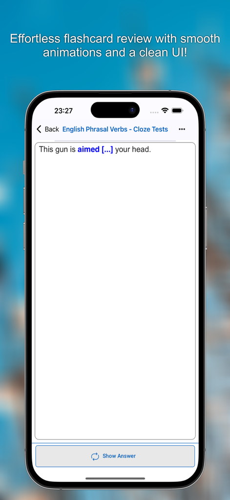 MemU –Smart Flashcard Learning - Captura de pantalla del iPhone de la aplicación MemU que muestra una tarjeta de memoria de prueba cloze para verbos frasales en inglés con una interfaz de usuario limpia.