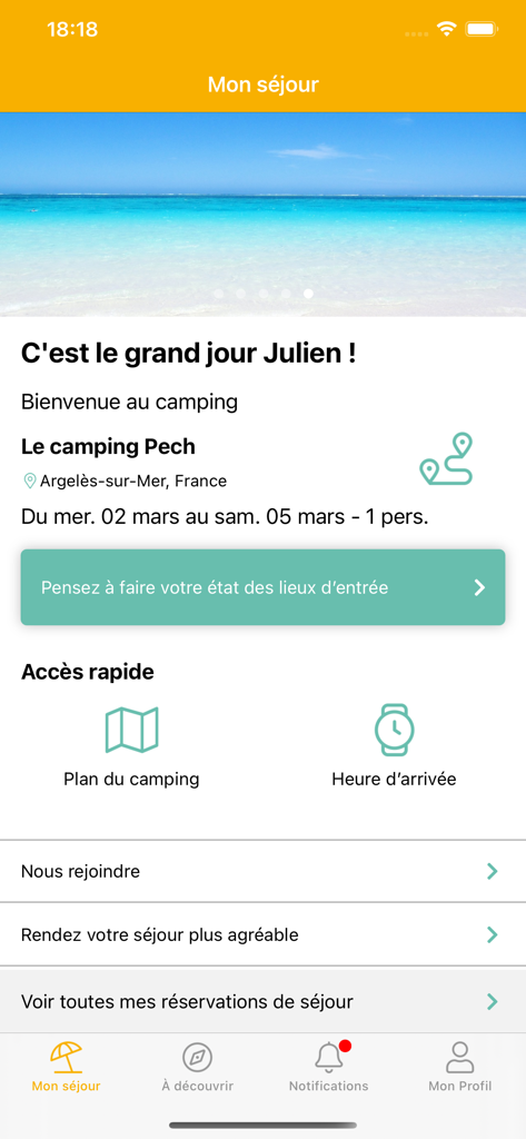 Cool'n Camp - Mobile app screen showing a camping trip summary with reservation dates and check-in features.