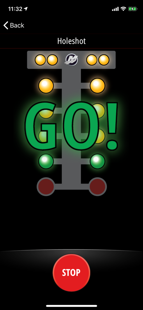VesselView Mobile - Holeshot feature in the VesselView Mobile app showing a racing countdown tree with a large green GO signal