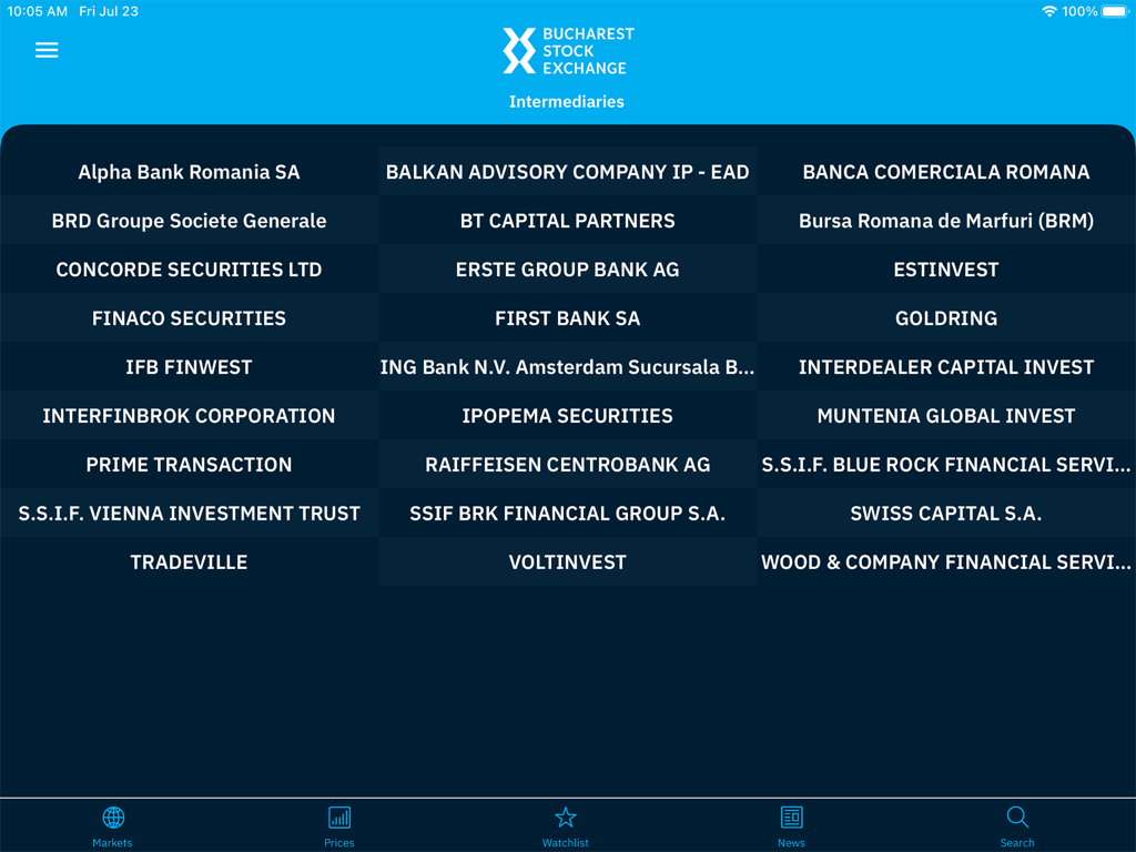 Une liste complète des courtiers et intermédiaires financiers affichée sur l'application iPad de la Bourse de Bucarest
