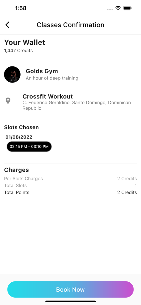Pantalla de la app Fitpass DO mostrando la confirmación de reserva de una clase de fitness con detalles de créditos y ubicación del gimnasio.