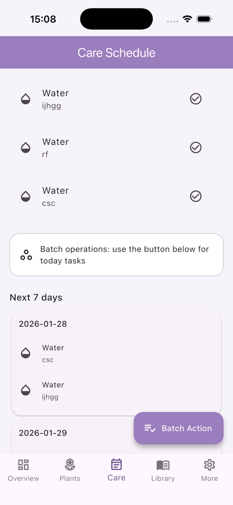 La pantalla de Programación de Cuidados de la aplicación de gestión de plantas que muestra tareas diarias de riego y un botón de acción por lotes.