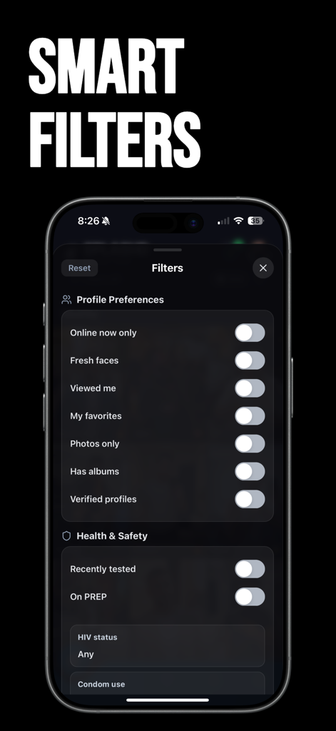 Splashd: Gay Dating & Cruising - Interfaccia dell'app Splashd che mostra filtri intelligenti per preferenze di profilo e salute e sicurezza.