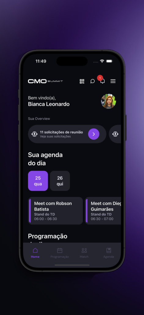 CMO Summit - Panel ejecutivo personalizado en la aplicación CMO Summit que muestra solicitudes de reunión y el horario de eventos.