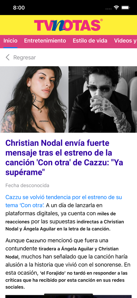 Smartphone-Bildschirm der TVNOTAS App mit einem spanischen Nachrichtenartikel über die mexikanischen Prominenten Christian Nodal und Cazzu.
