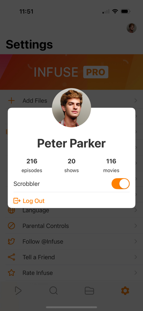 Fenêtre de profil utilisateur dans l'application Infuse montrant les statistiques de la médiathèque et les paramètres du scrobbler