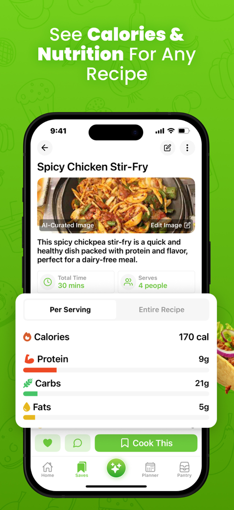 Interfaz de la aplicación Cookpanion que muestra información nutricional y recuentos de calorías para una receta de salteado de pollo picante