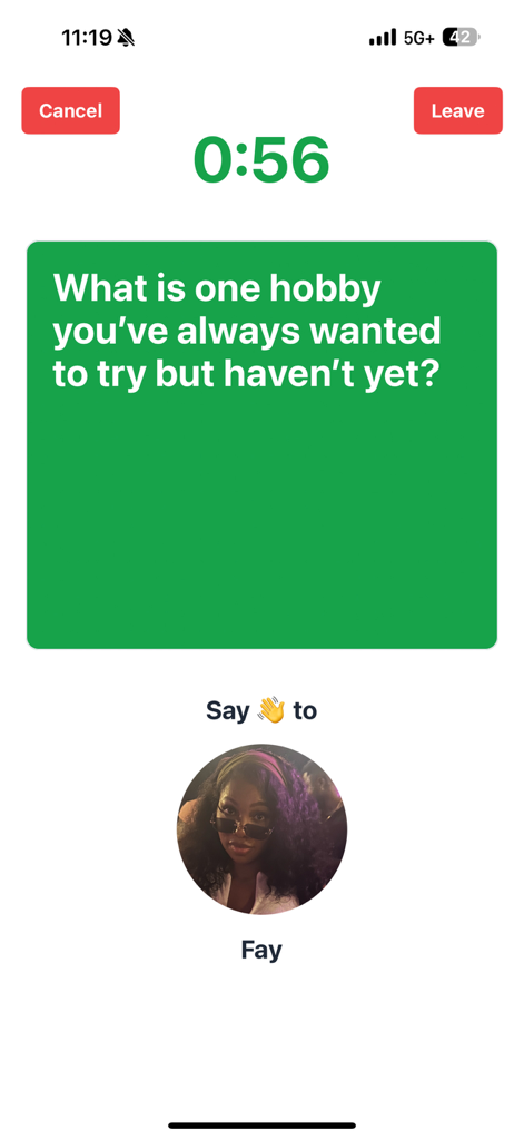 Tribe - Meet Cool People - Pregunta interactiva de rompehielos en la aplicación Tribe durante una sesión de encuentros rápidos con un perfil de usuario y un temporizador.