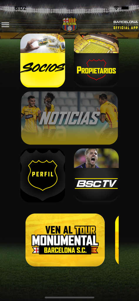 メンバーニュースやクラブの最新情報のためのナビゲーションタイルが表示されたバルセロナSC公式モバイルアプリのホーム画面