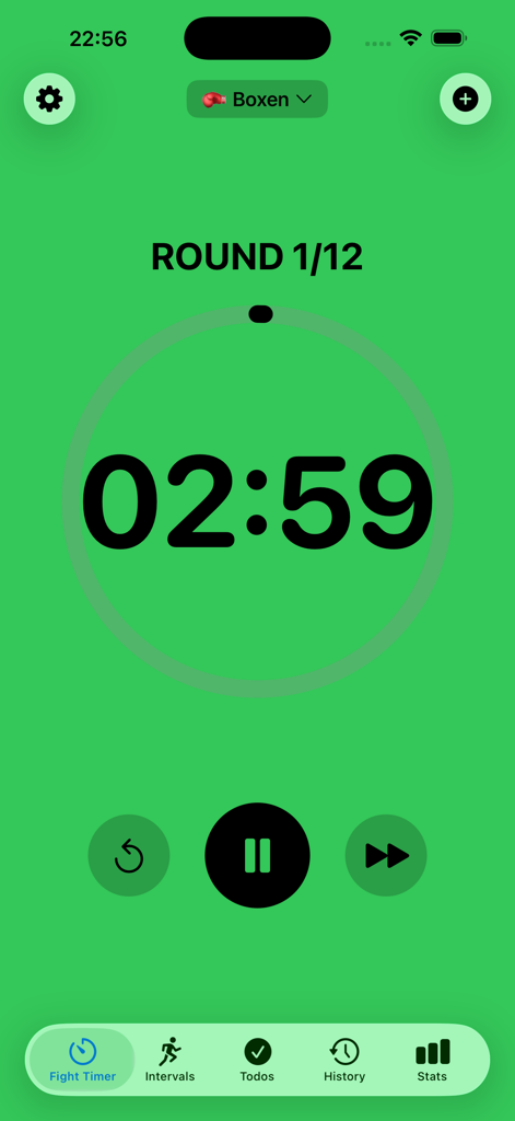 Interfaz de la aplicación Box Interval Timer que muestra el primer asalto de doce con una cuenta regresiva digital para boxeo