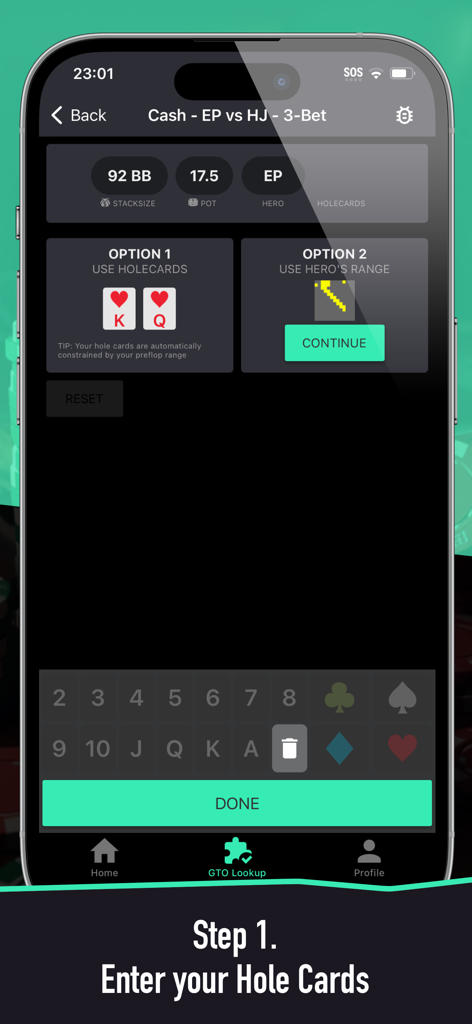 Interface do aplicativo móvel mostrando a primeira etapa para inserir cartas ocultas para análise GTO de pôquer no Poker Solver Plus.
