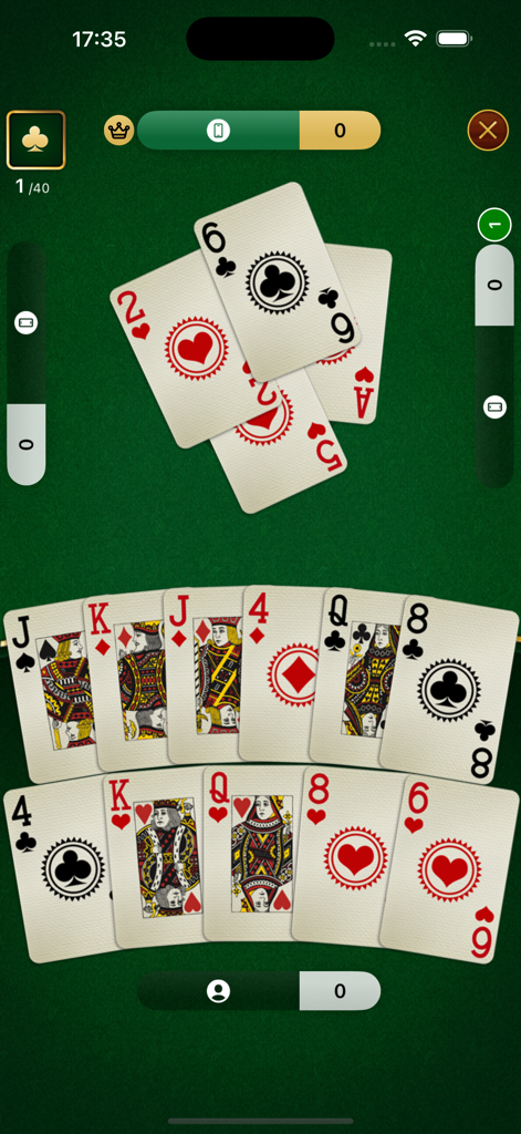 Jugabilidad del juego de tomar trucos King Online mostrando cartas en una mesa verde