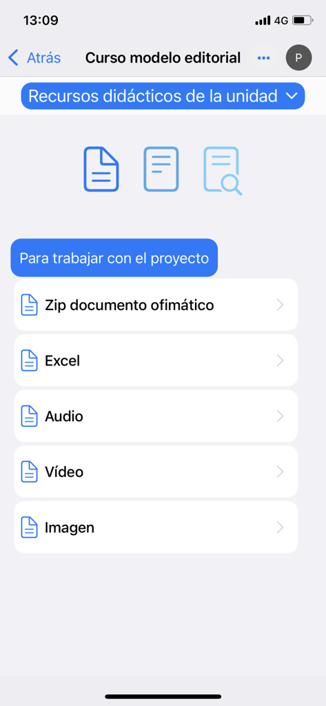 SM Aprendizaje screen displaying a list of available teaching resources including audio video and office documents