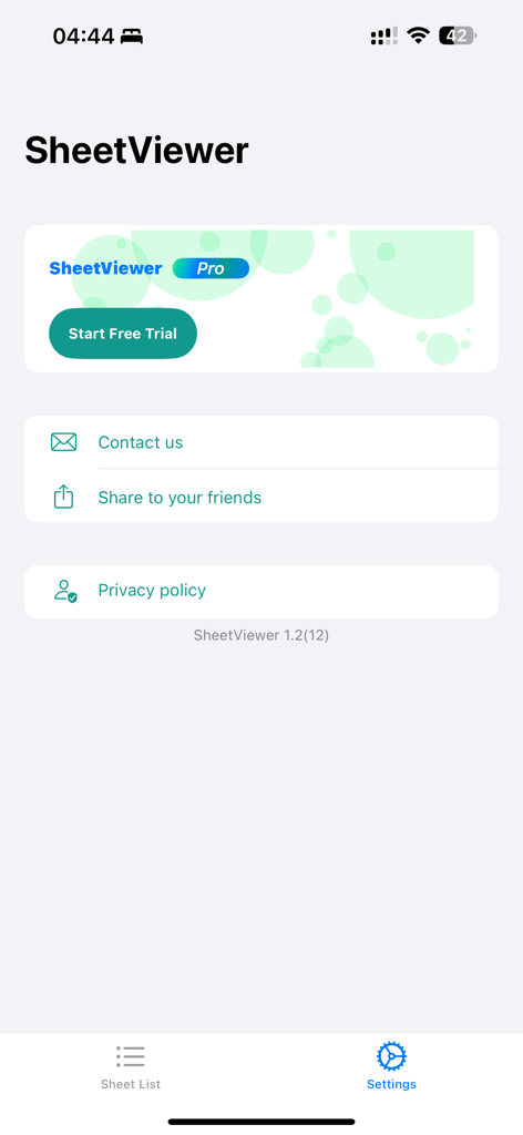 SheetViewer:Staff(Music)Reader - The settings menu of the SheetViewer app showing a banner for the Pro version trial and options for support and privacy