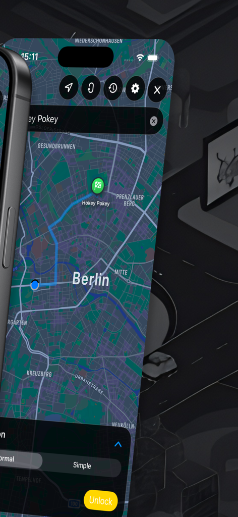 Urban Rider Scooter navigation - Smartphone che mostra un percorso di navigazione cittadina per scooter sull'app Urban Rider a Berlino