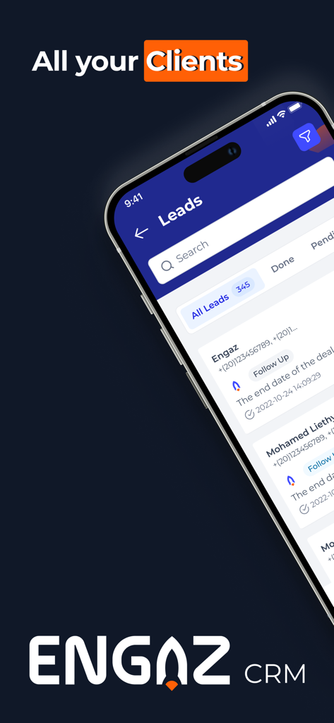 Interface de l'application Engaz CRM présentant une liste de prospects immobiliers et la gestion du suivi des clients