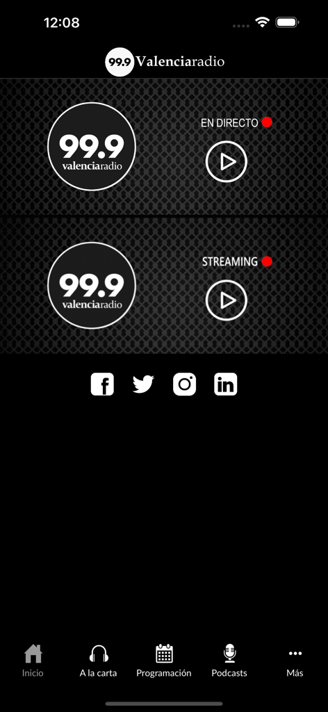 Pantalla de inicio de la app móvil Valencia Radio 99.9 con opciones de transmisión en vivo y podcasts
