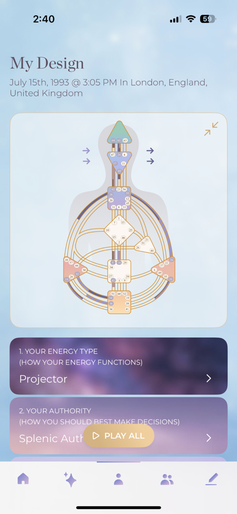 Un gráfico de Diseño Humano corporal personalizado que muestra el tipo de energía y los detalles de autoridad en la app Align.