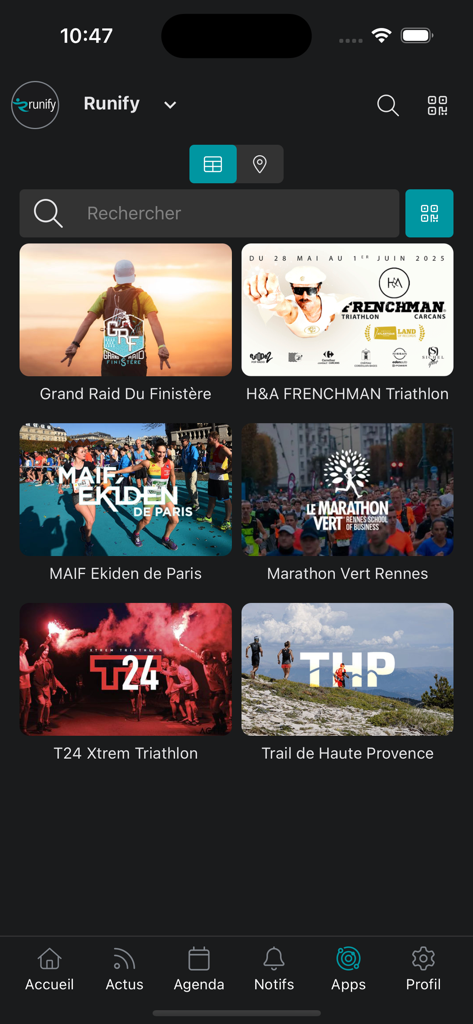 Runify - Interface of the Runify app displaying a grid of different running and triathlon events