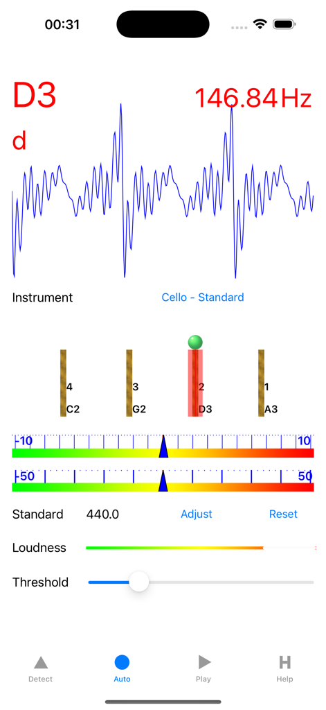 Accurate Cello Tuner - Interfaz de la aplicación Afinador Preciso de Violonchelo mostrando detección de tono en tiempo real para la nota Re3 con visualización de forma de onda y frecuencia.