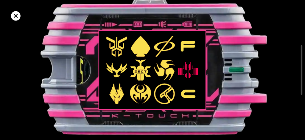 KTouch21: Rider Transformation - Interfaz digital del simulador de transformación Kamen Rider KTouch21 mostrando símbolos de héroe en una pantalla táctil