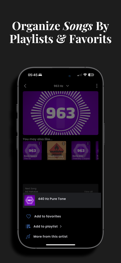 963 Player Plusアプリのインターフェースに、曲をプレイリストやお気に入りに整理するオプションが表示されている。