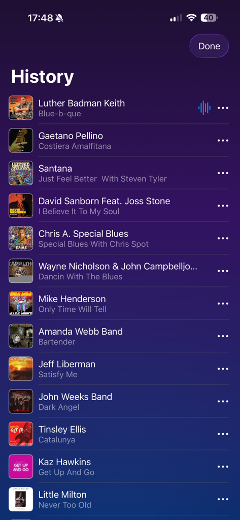 Radio Blues Radio Live Greece - The song history screen of the Radio Blues app showing a list of played tracks with artist names and album covers