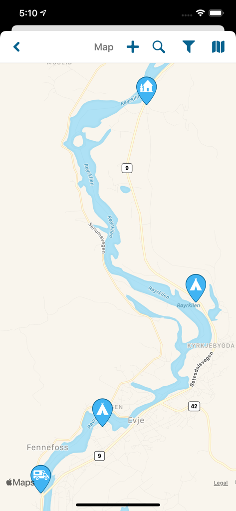 A map view in the NorCamp app showing various campsite locations and icons along a river in Norway.
