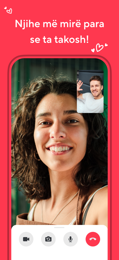 dua.com - Albanian Dating app - Un hombre y una mujer conversando por videollamada en la aplicación de citas albanesa dua
