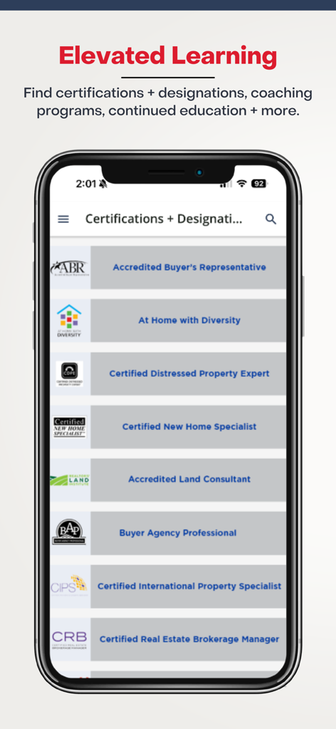 Una pantalla móvil que muestra varias certificaciones y designaciones inmobiliarias como Accredited Buyer's Representative y Certified New Home Specialist en la aplicación Universidad RE/MAX.