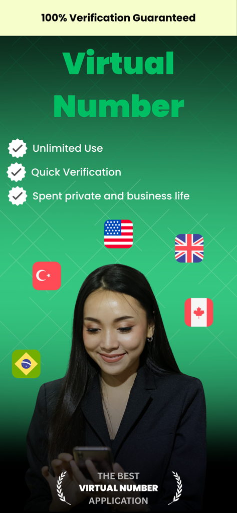 国際ソーシャルメディア認証用の仮想番号にアクセスするためにスマートフォンを使用している女性