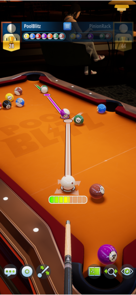 Una partita di biliardo 3D in Pool Blitz che mostra il gameplay in modalità verticale e la mira.