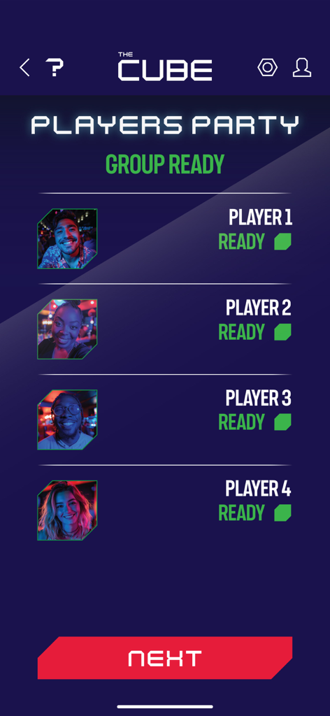 Play THE CUBE - Tela do grupo do aplicativo Play THE CUBE mostrando quatro participantes com status de grupo pronto