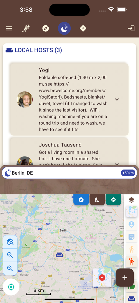 Interfaz de la aplicación Trip Hopping mostrando listados de anfitriones locales y un mapa de Berlín.