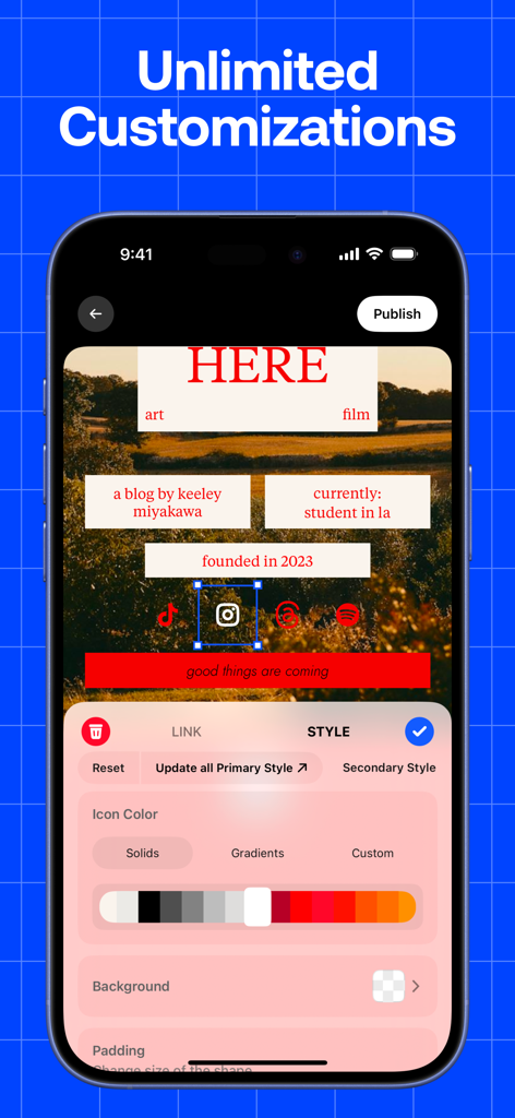 Universe Website Builder - A smartphone screen showing the Universe app's customization interface for styling social media icons on a website.